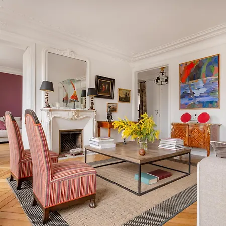 Apartment Arc De Triomphe
